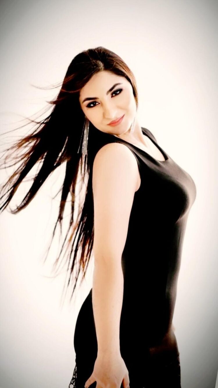  48206217  Mariam, 28 ,    