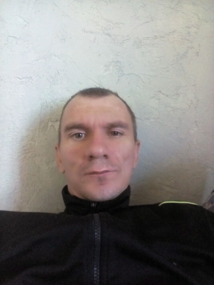  24061507  Anatolii, 42 ,    