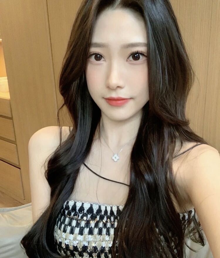  Hong Kong,   Anni, 34 ,     , c 