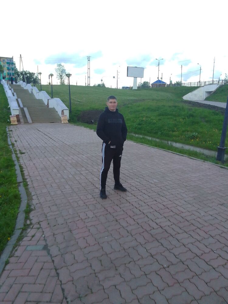  27646097  Vitaly, 38 ,    