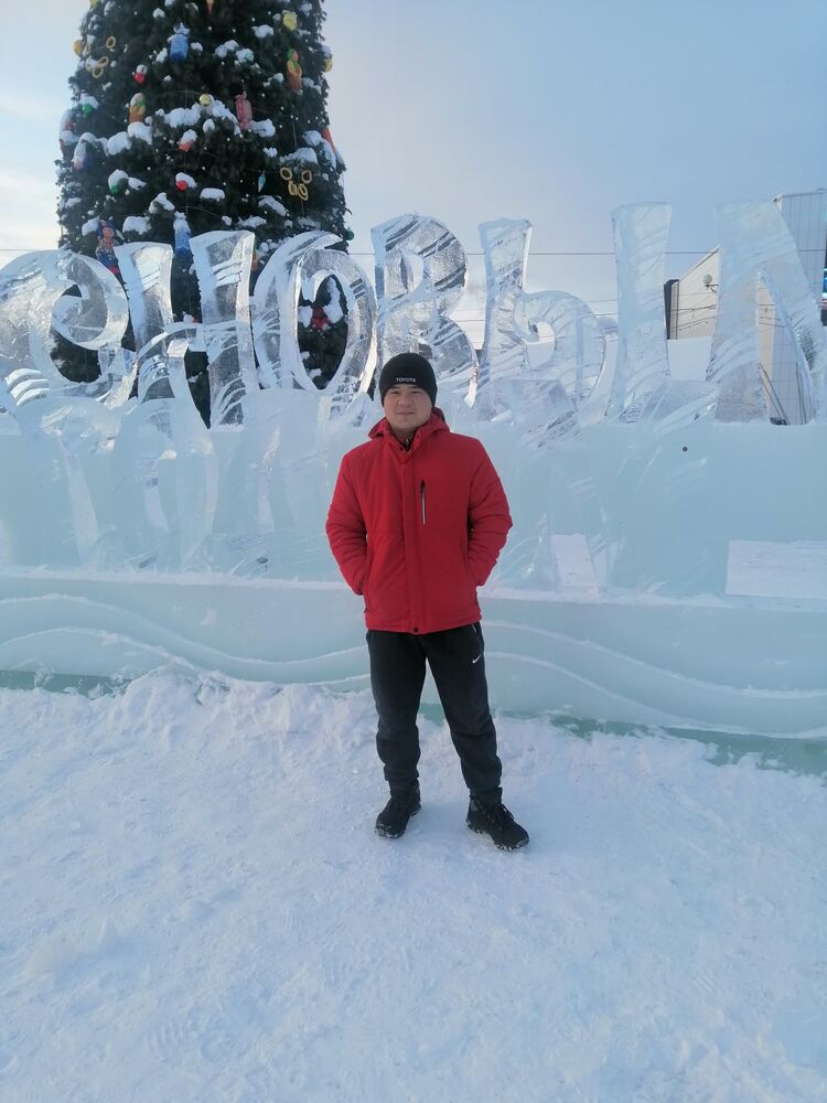  31810497  Hikmatbek, 26 ,    