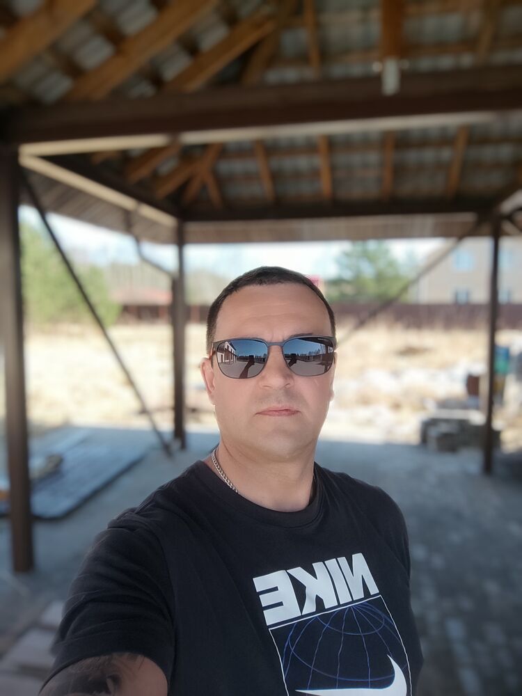  51077617  , 42 ,    