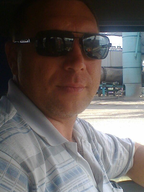  6689517  Vit, 44 ,    