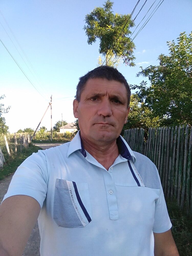  10315057  Viorel, 54 ,    