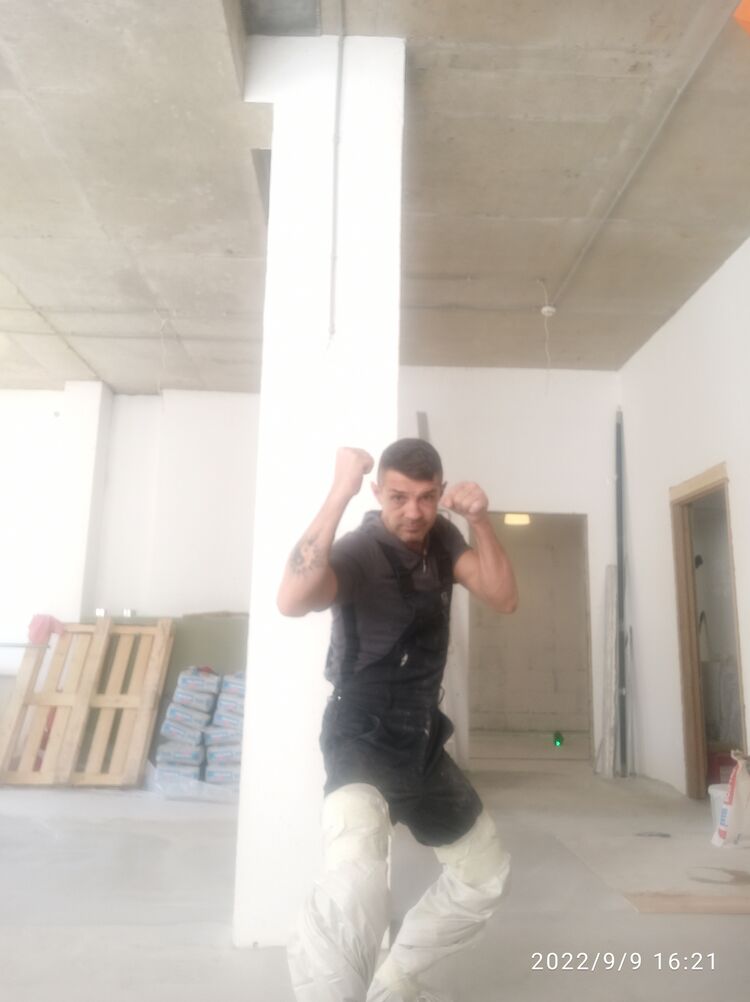  31047657  , 45 ,    