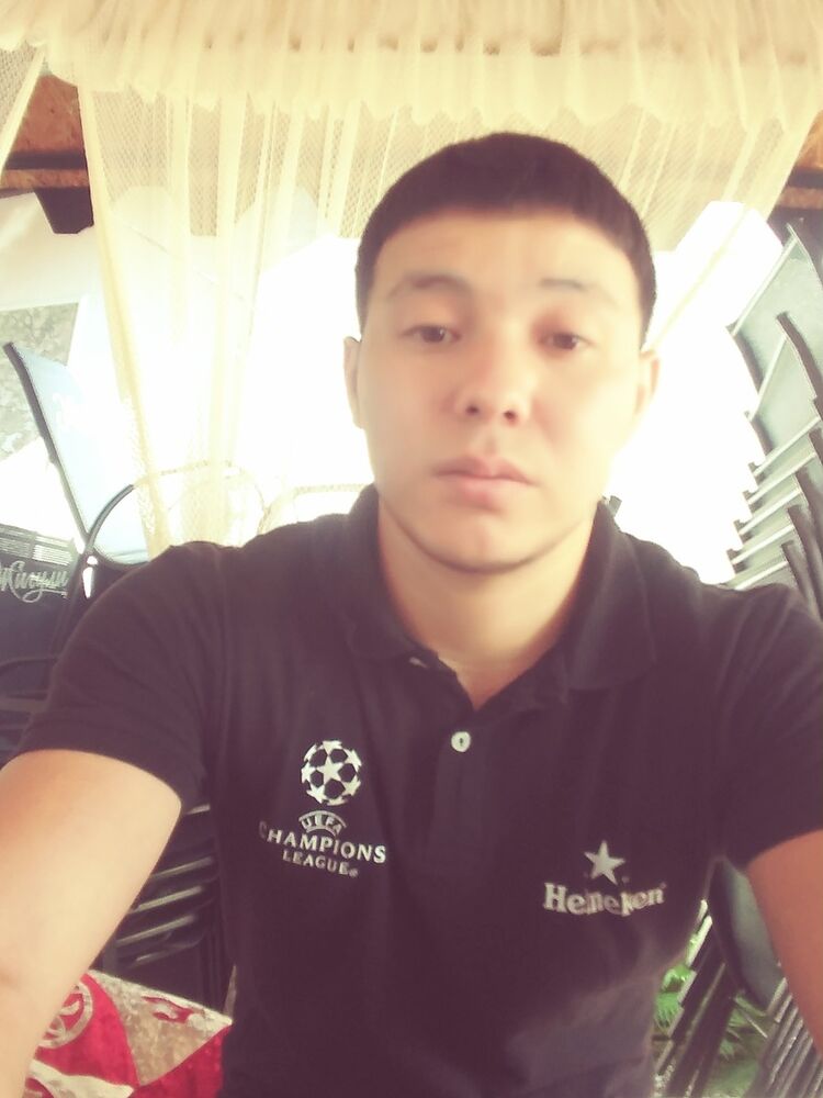  ,   Erlan, 33 ,   ,   , c 
