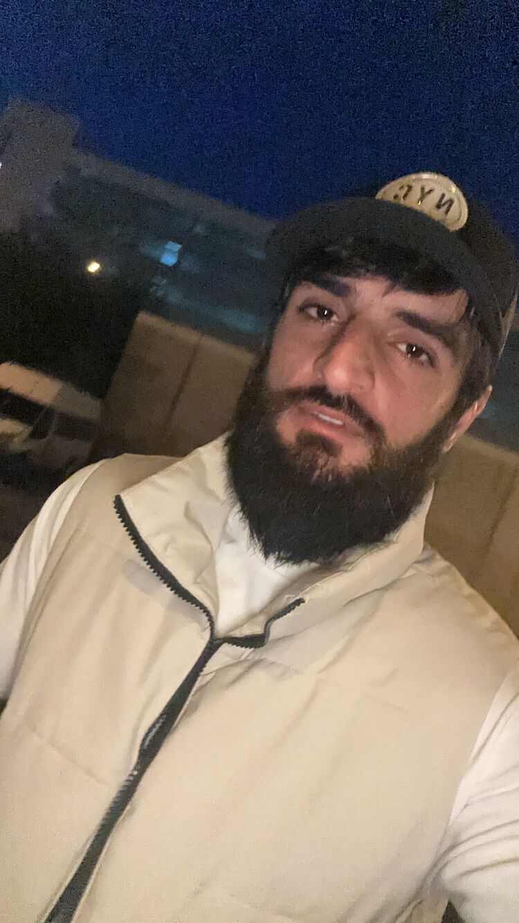  53218747  , 34 ,    