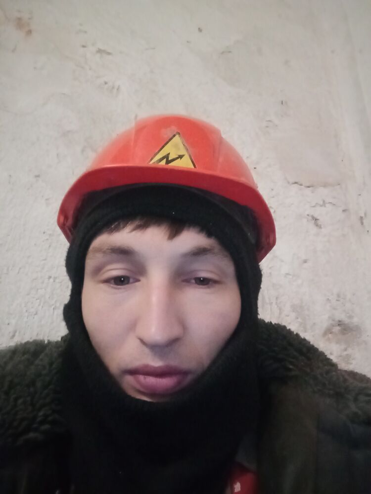  47432587  , 32 ,    