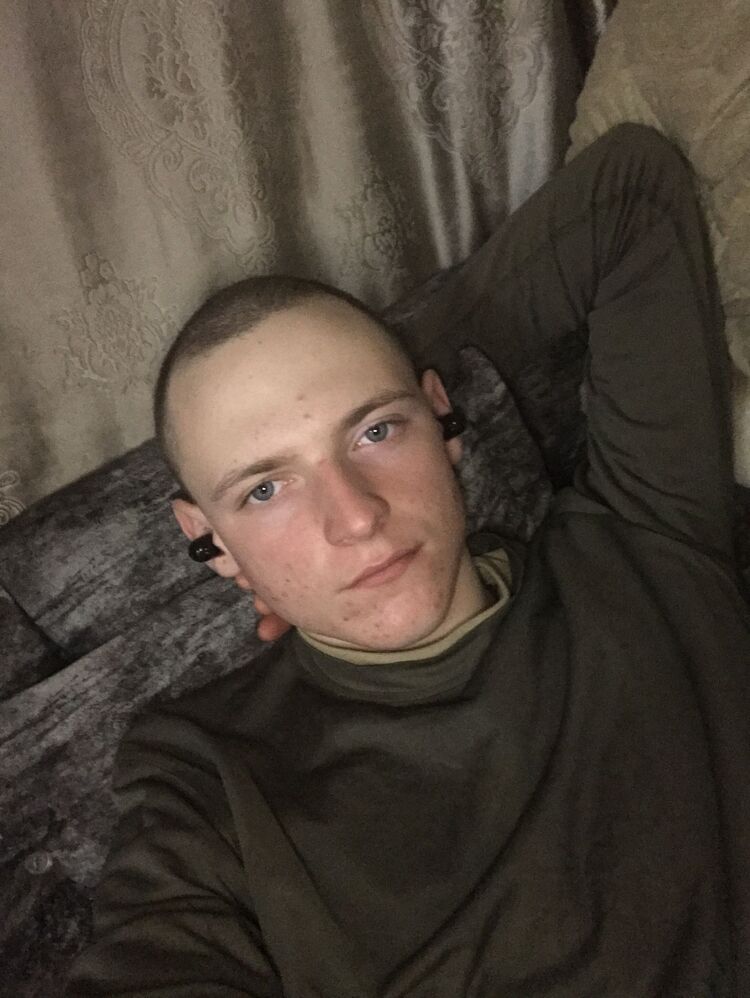  32372397  , 21 ,    