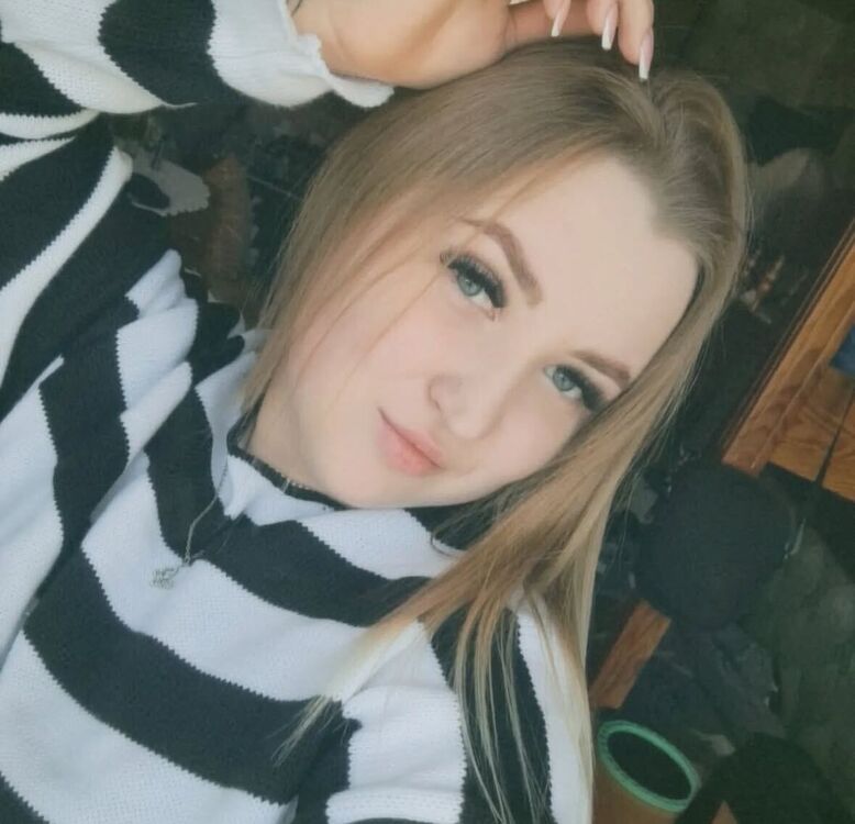  51967647  , 21 ,    