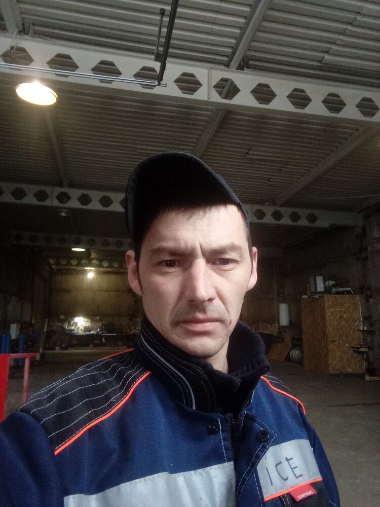  ,   Niaz, 34 ,   ,   , c , 