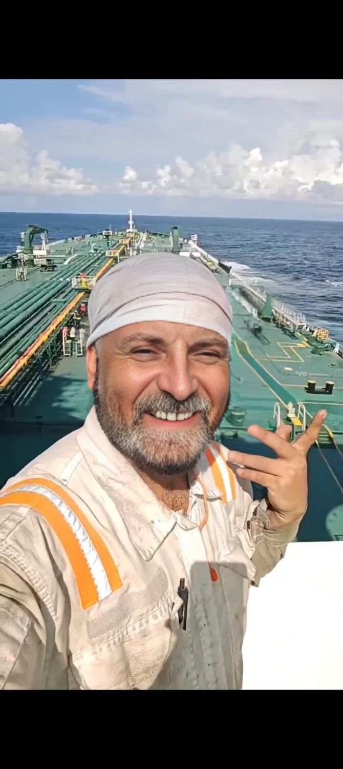 ���������� Tower, ���� ������� Liam James, 64 ����, ������������ ��� ����� � ���������, c�������� ���������