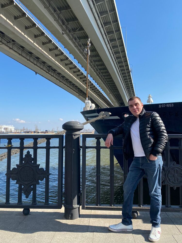  27518527  , 32 ,    --