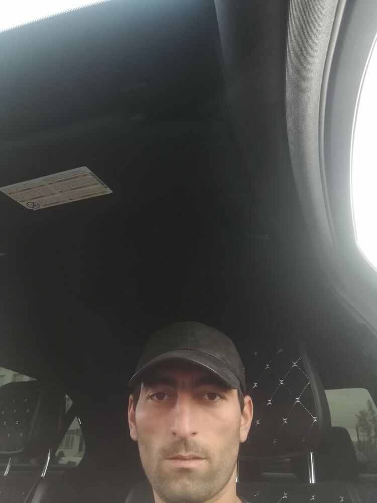  38978457  , 32 ,    