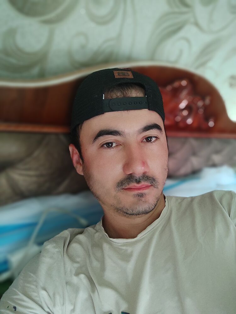  44568997  Mustafa, 29 ,    