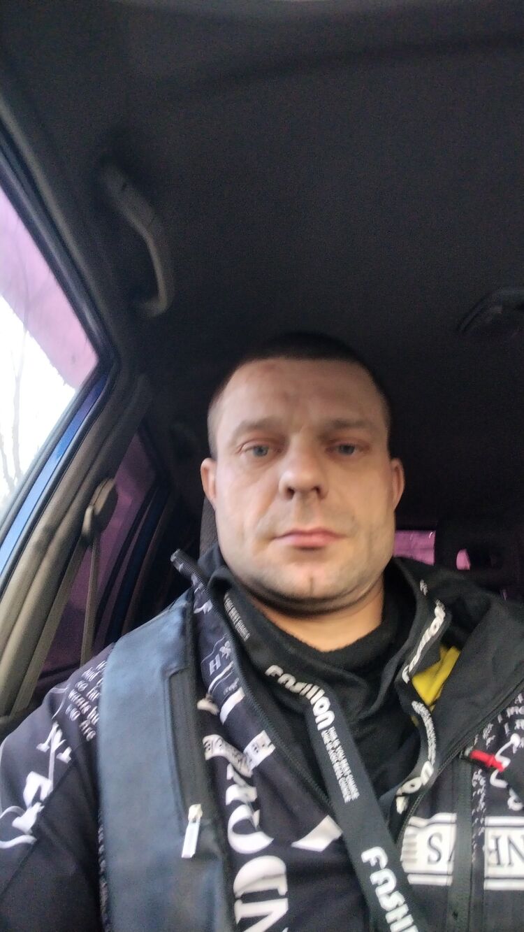  49505697  , 41 ,    