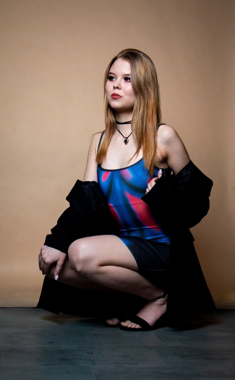  53286687  Anna, 20 ,    Macau