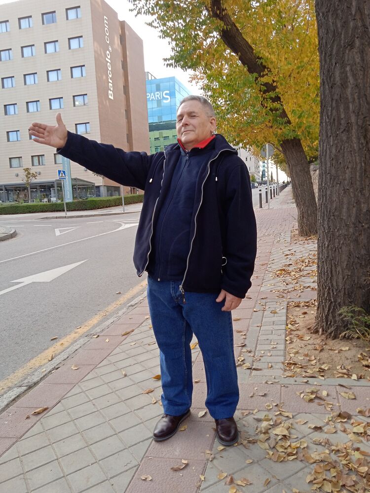  35904807  , 62 ,    
