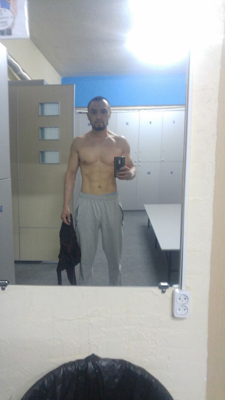  29696347  Ulan, 48 ,    