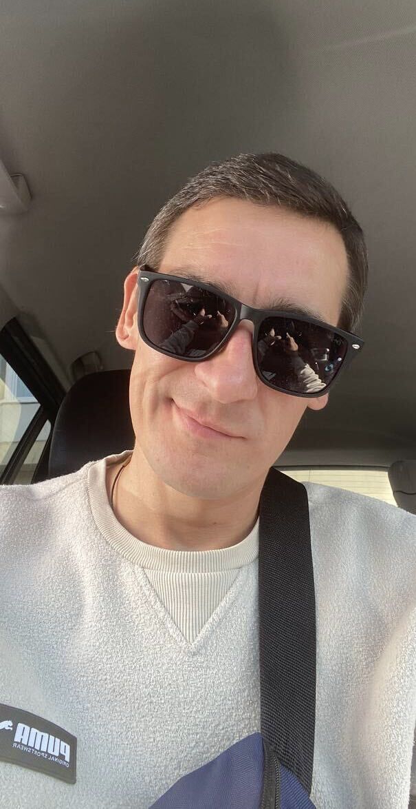  38746147  Sergey, 45 ,    