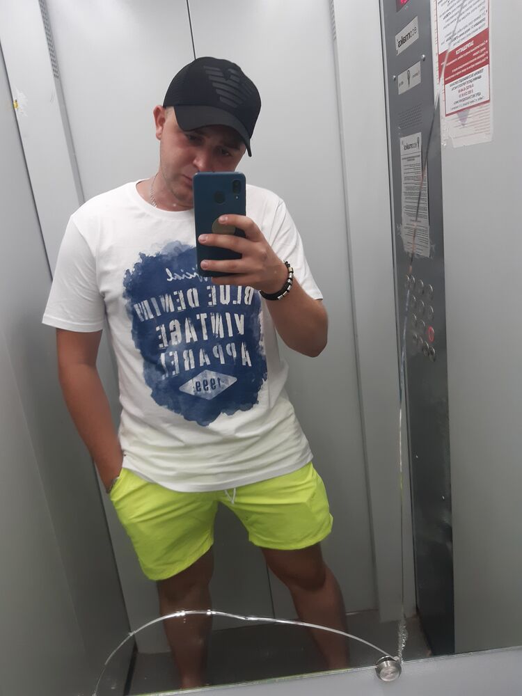  23702037  , 28 ,    