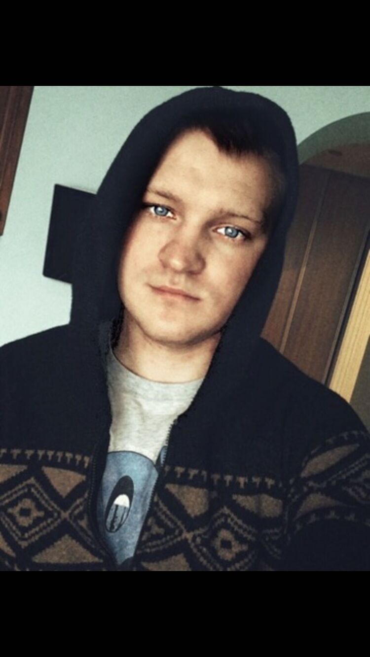  ,   Vova, 32 ,   ,   