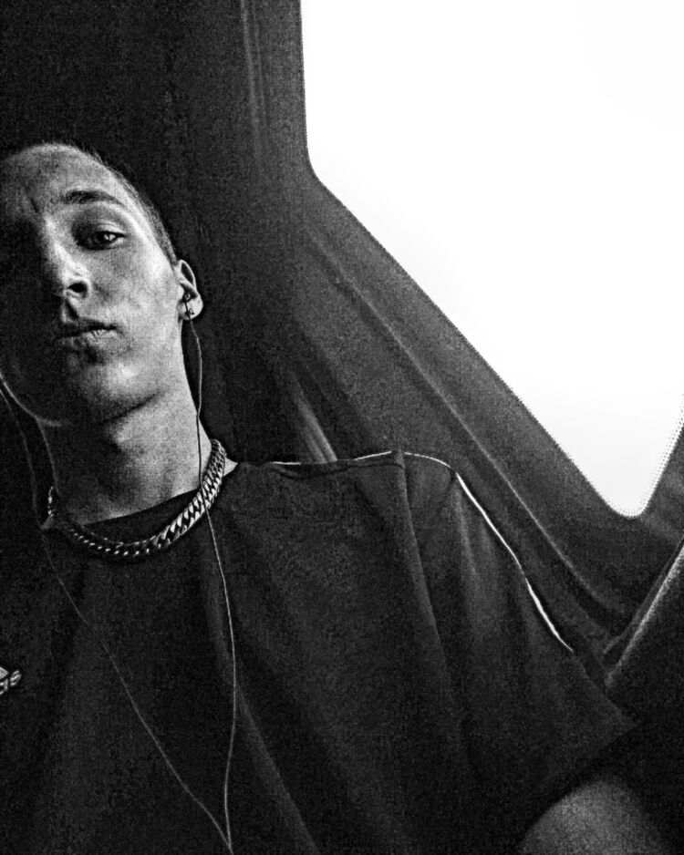  ,   ISSA, 26 ,   
