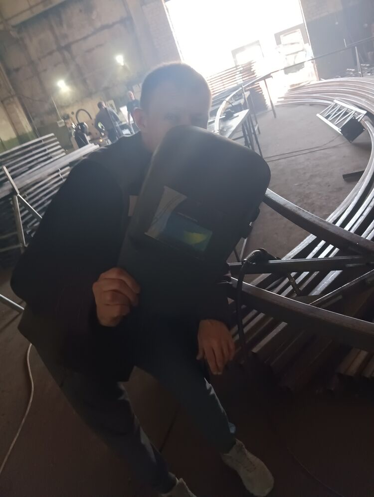  45671467  , 37 ,    