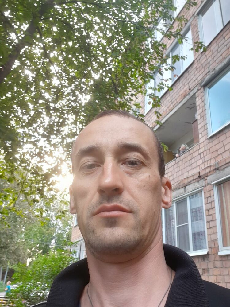  21573257  , 44 ,    