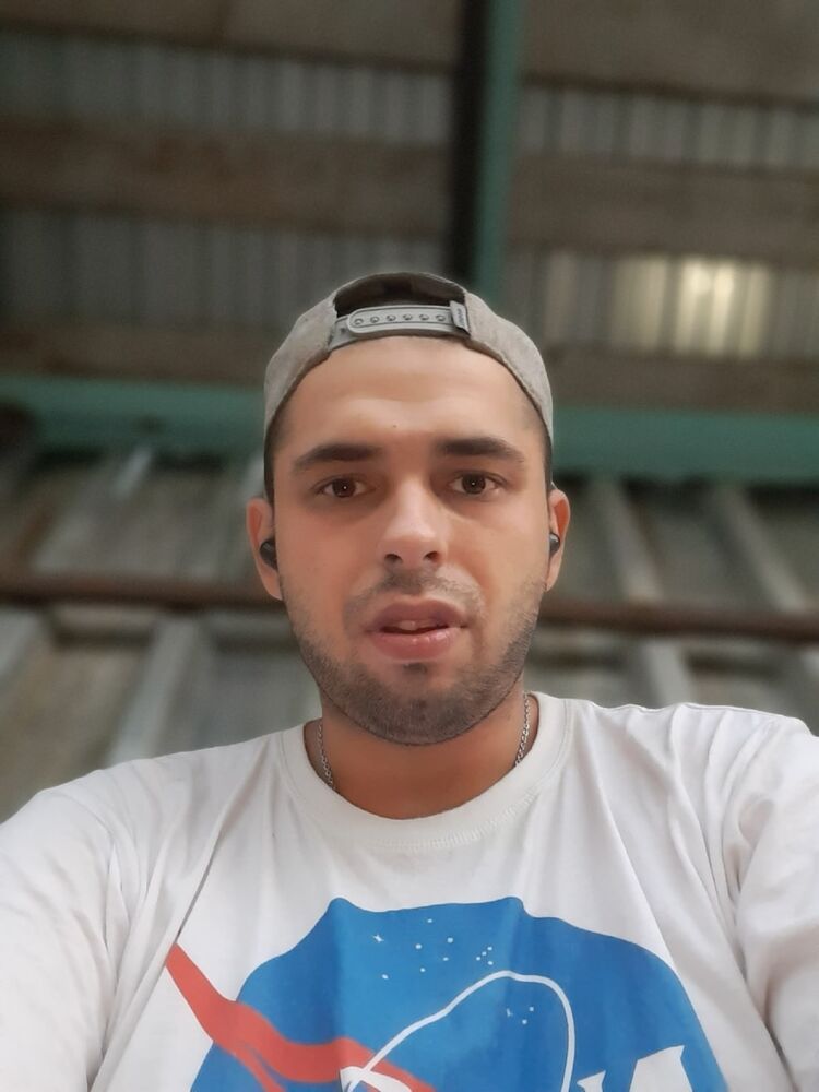  37206887  , 31 ,    