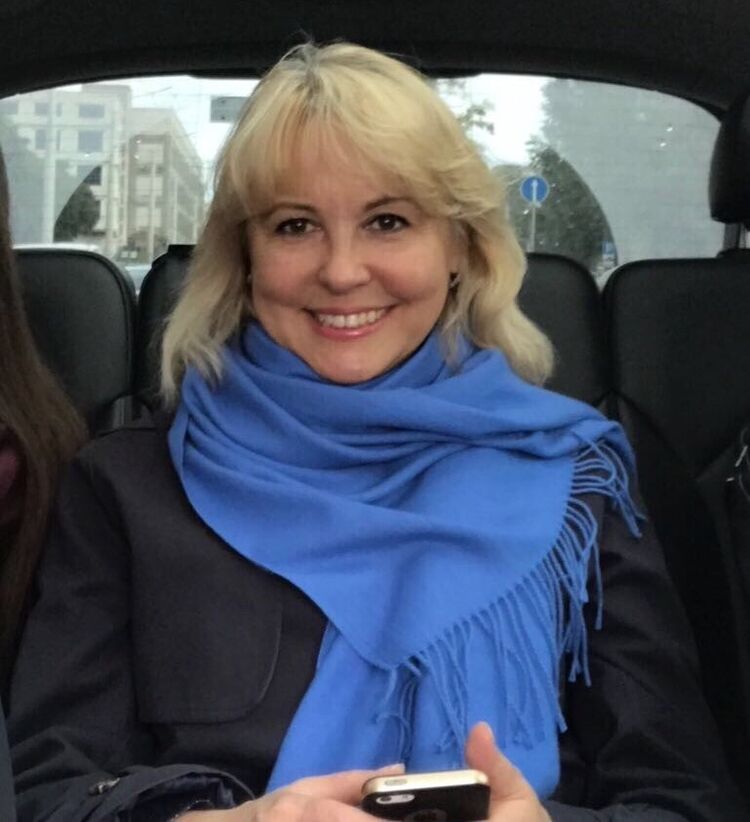  19123747  Lyudmila, 62 ,    