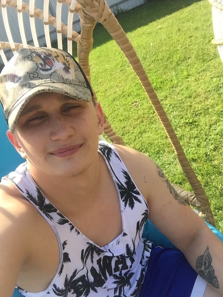  ,   Aleksandr, 29 ,   