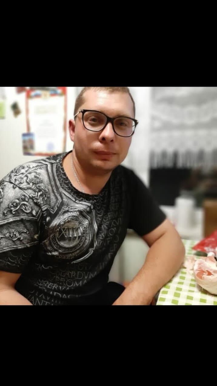  32136497  Sergey, 35 ,    