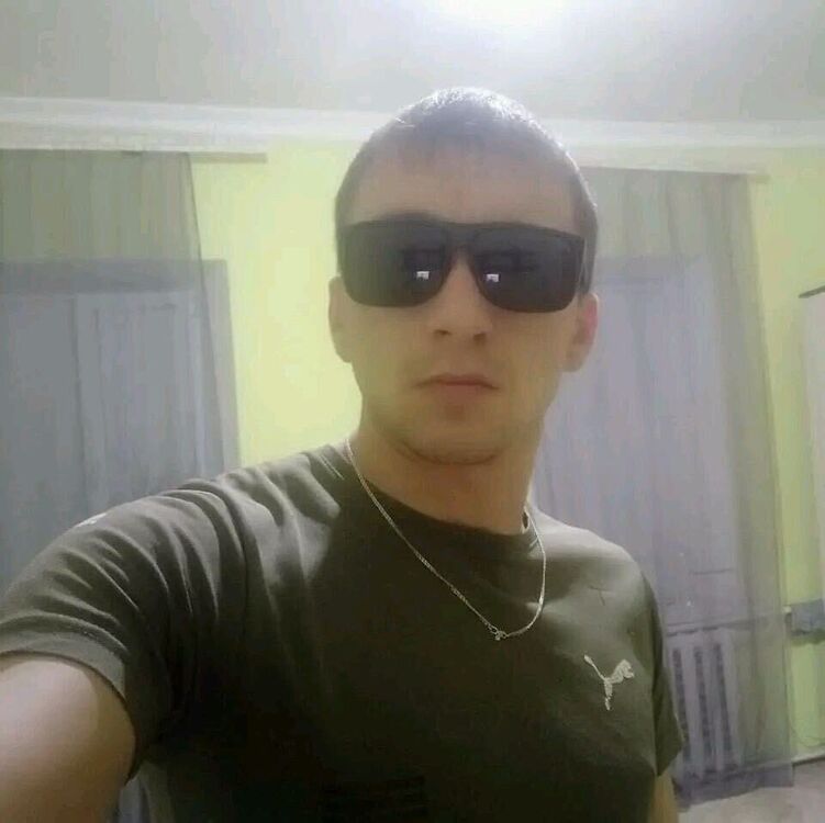  ,   Ivan, 36 ,   ,   