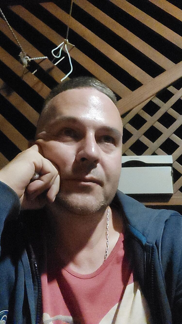  44877327  , 50 ,    