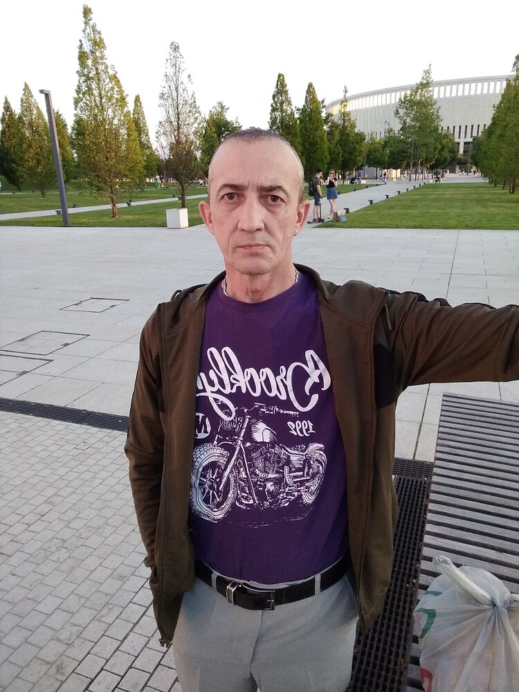  23694657  , 53 ,    