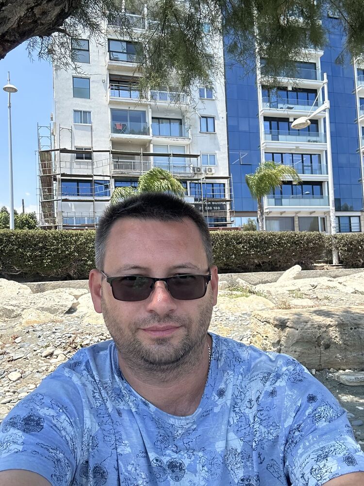  35280087  , 38 ,    Limassol