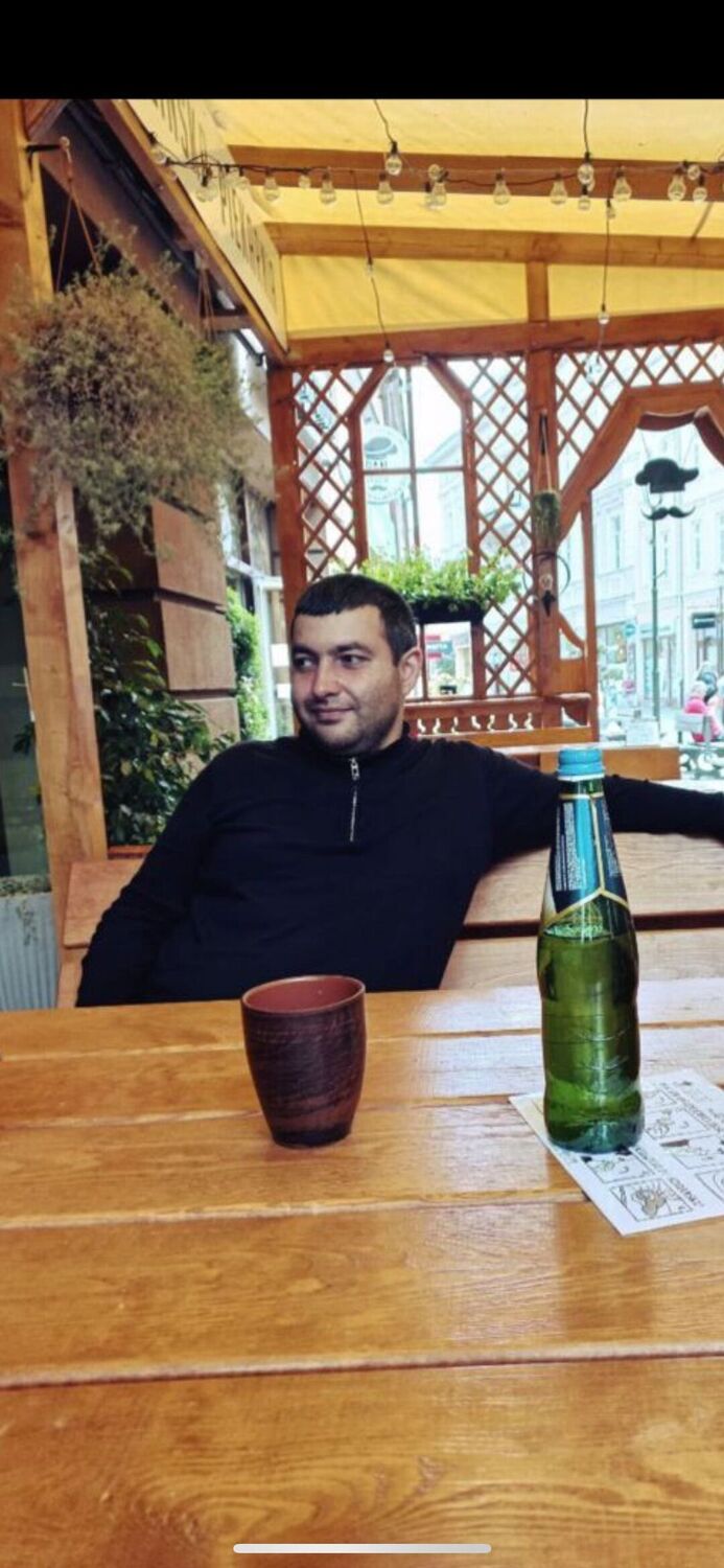  54581307  Roma, 37 ,    