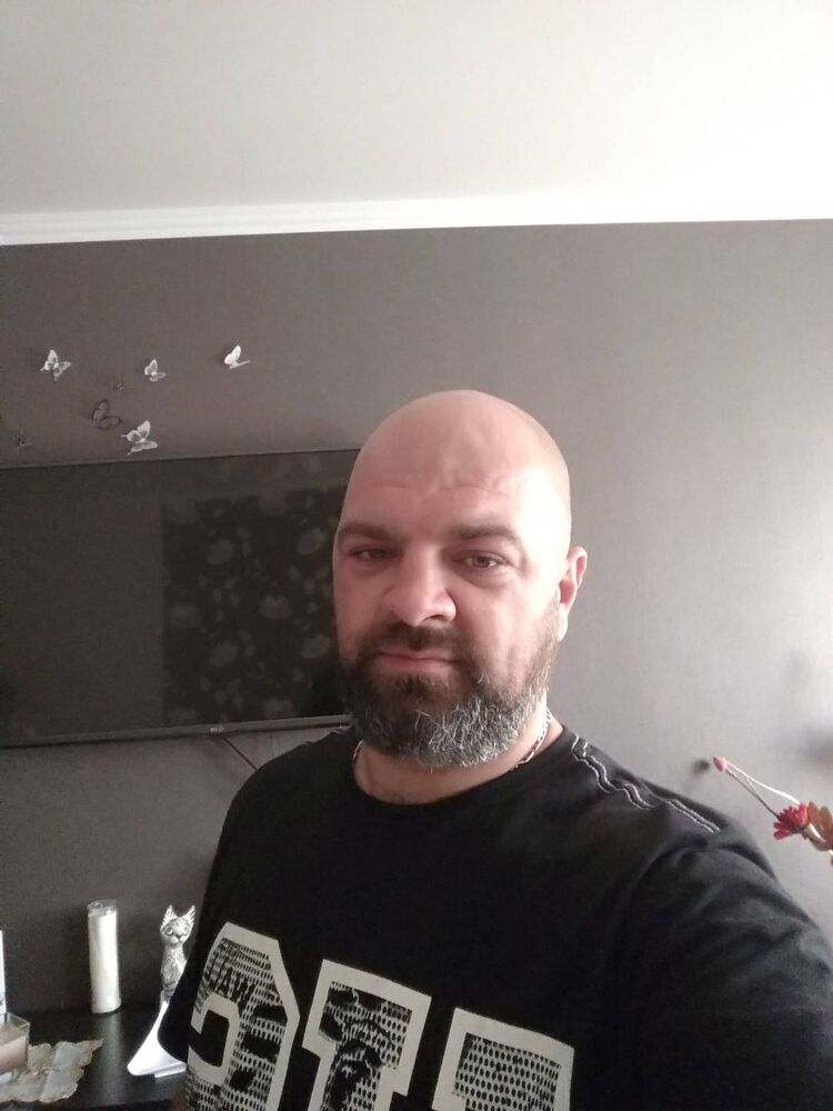  52133607  Andrei, 44 ,    Trezzo Sull'adda