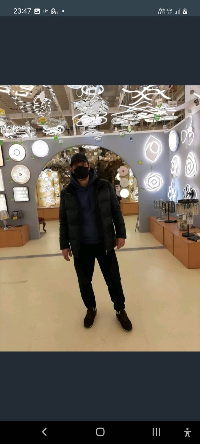  ,   Nik, 37 ,   ,   , c 