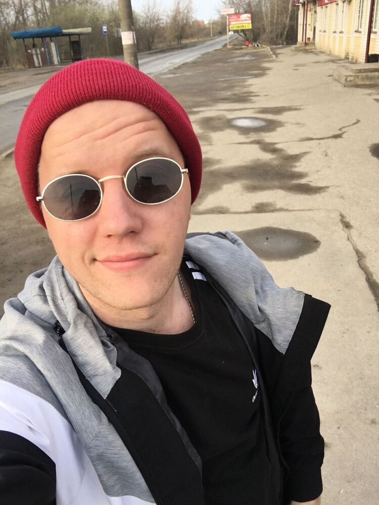  30434827  , 25 ,    -