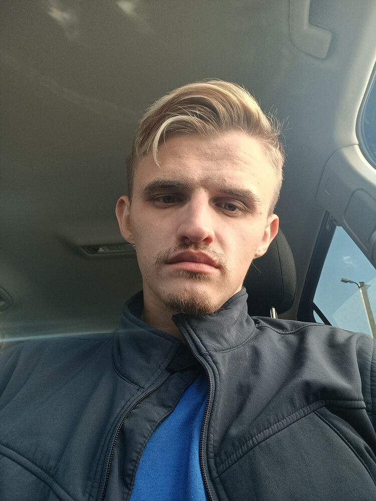  46665267  , 27 ,    
