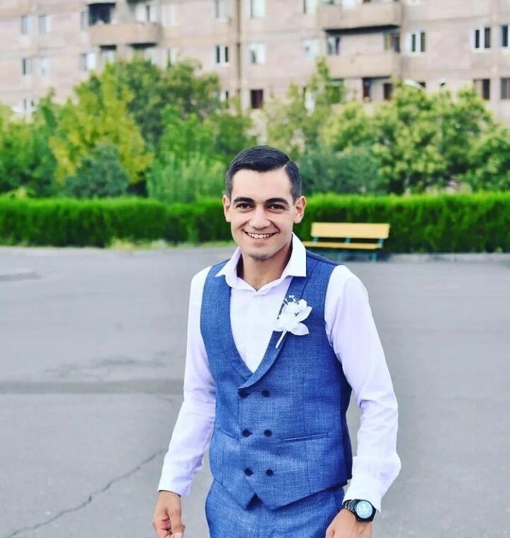 ���� 24120817 ������� Emil, 32 ����, ���� ���������� � �������