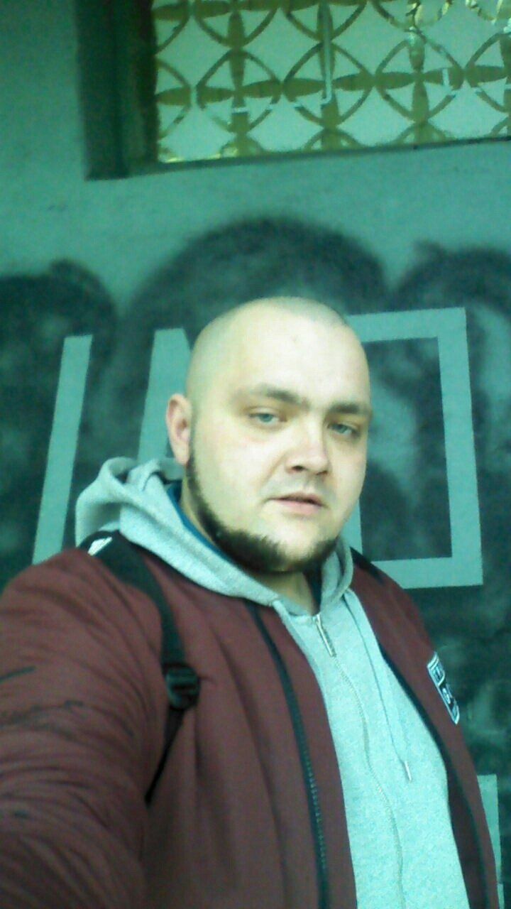  24862417  , 34 ,    