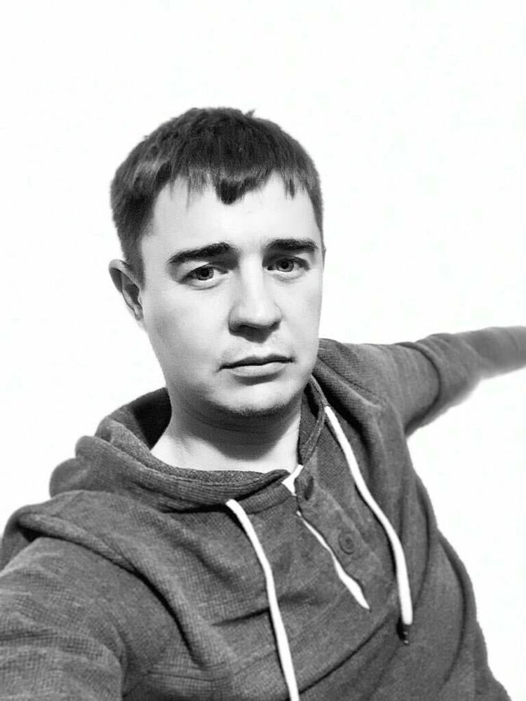  ,   Aleksandr, 32 ,   ,   , c , 