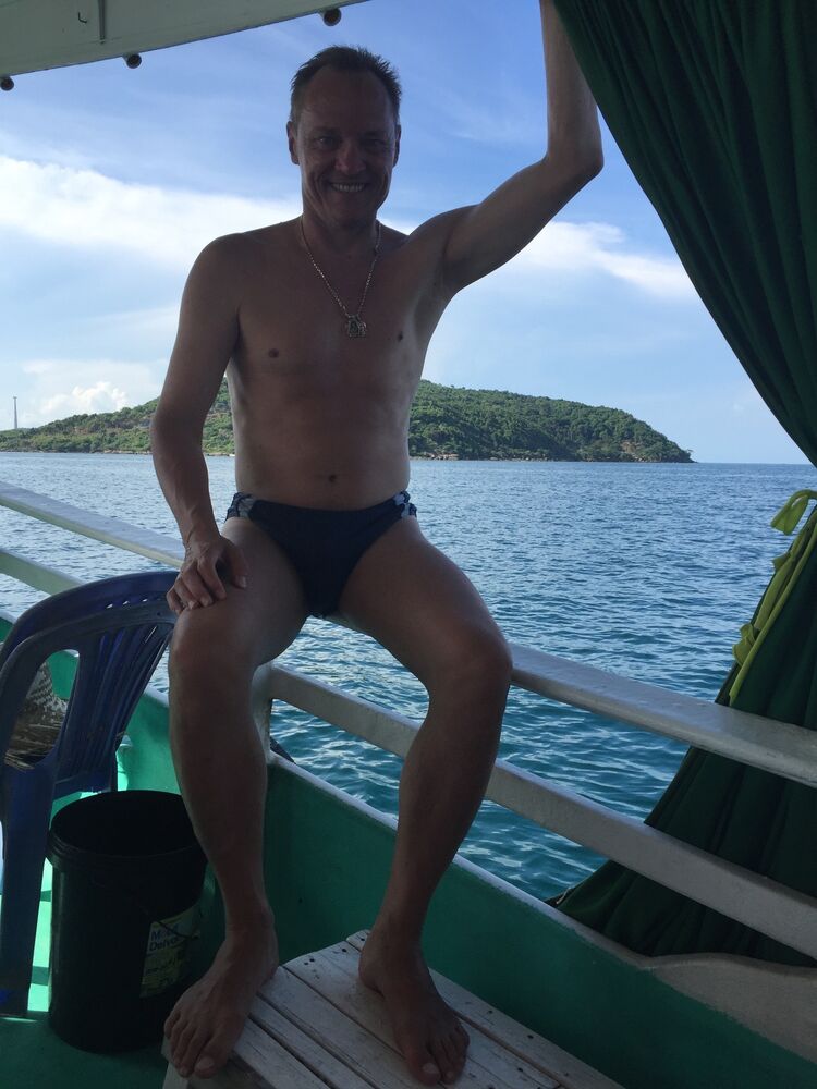  54465477  , 49 ,    --