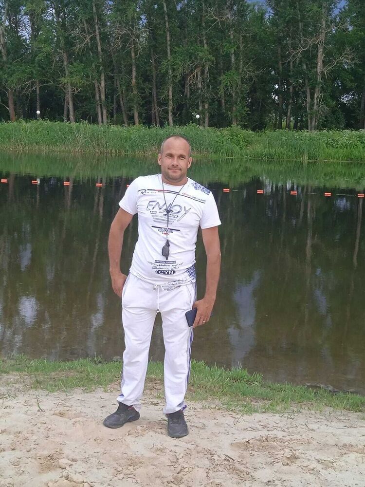  27289037  , 30 ,    
