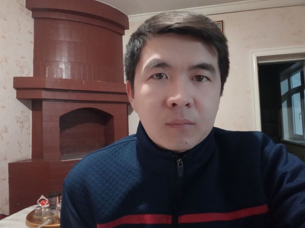  15649587  Alibek, 35 ,    