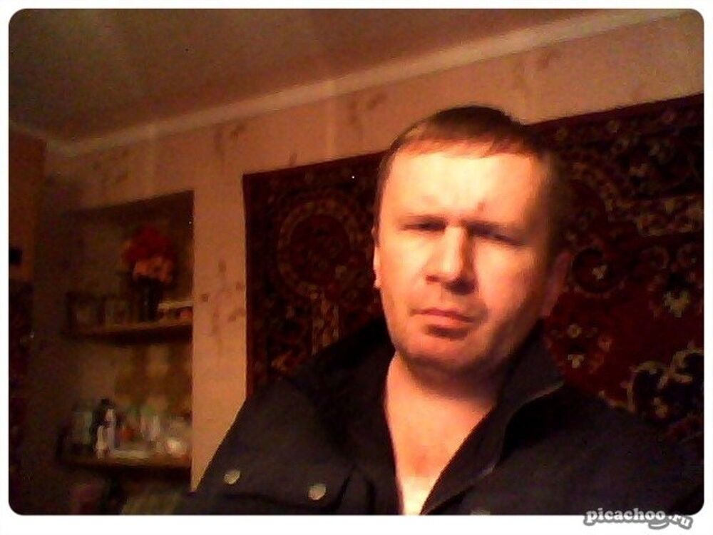  9026657  Vladimir, 49 ,    