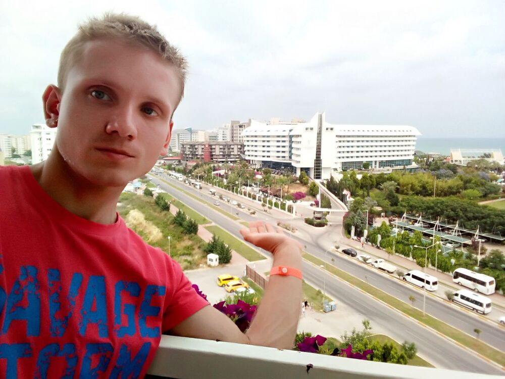  41262667  Vadim, 36 ,    
